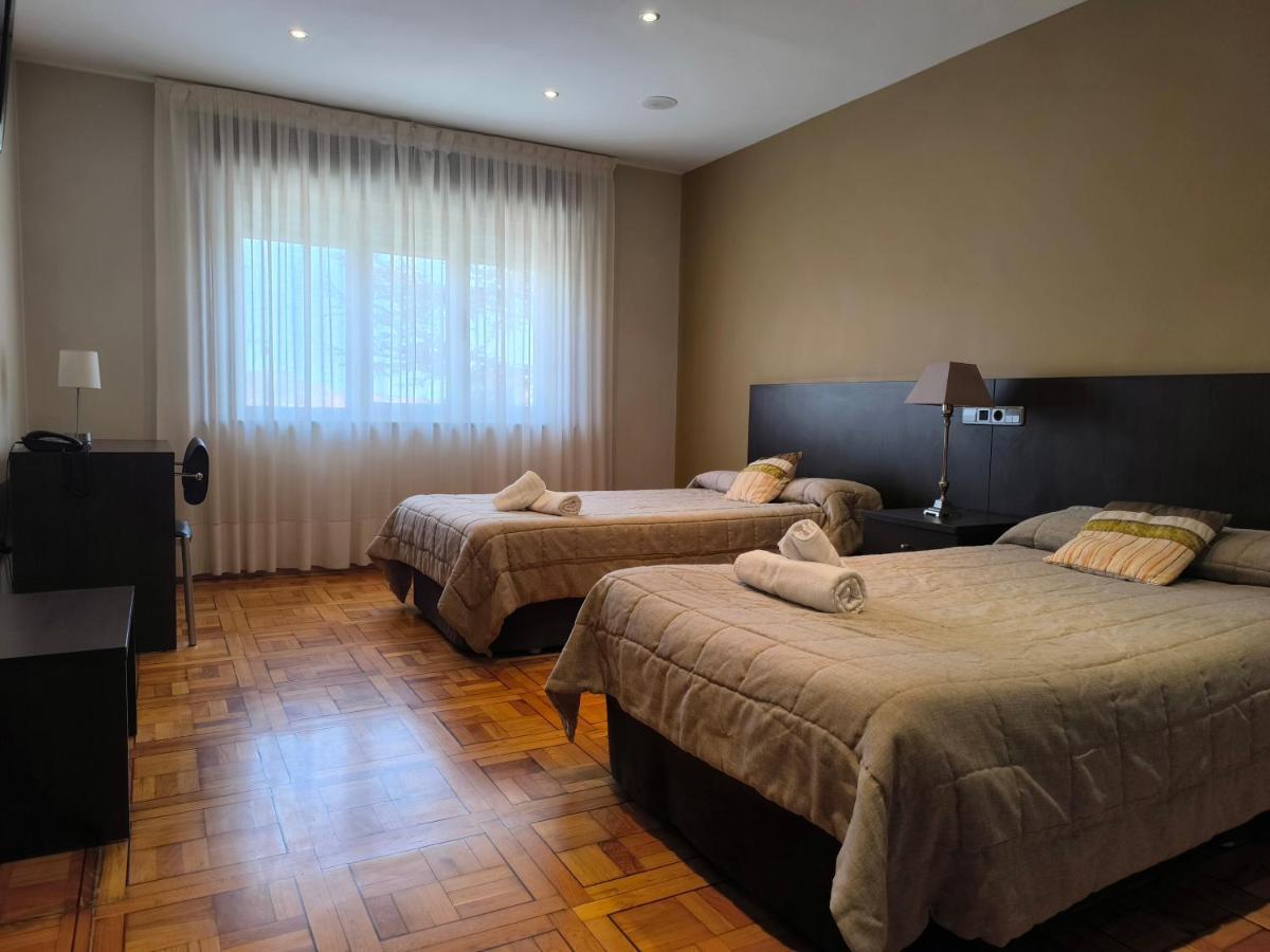 Hotel Santa Barbara Andorra Zewnętrze zdjęcie